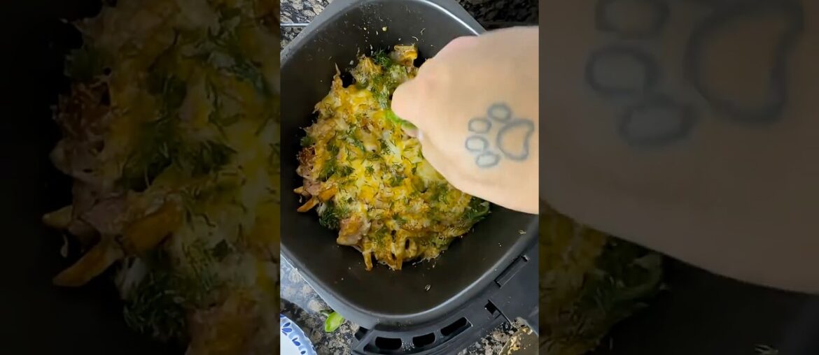 Cheesy Bacon Fries in 20 MIN?! After-Work Dinner Hack You’ll Replay Twice