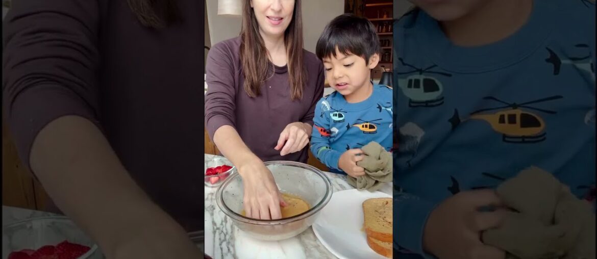 French toast, one of my all-time favourite brunch recipes 🍞🫐 (loveandlemons)