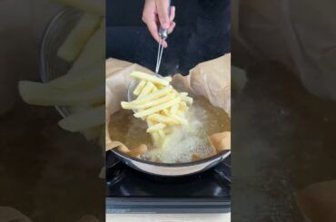 Mess-free skillet french fries