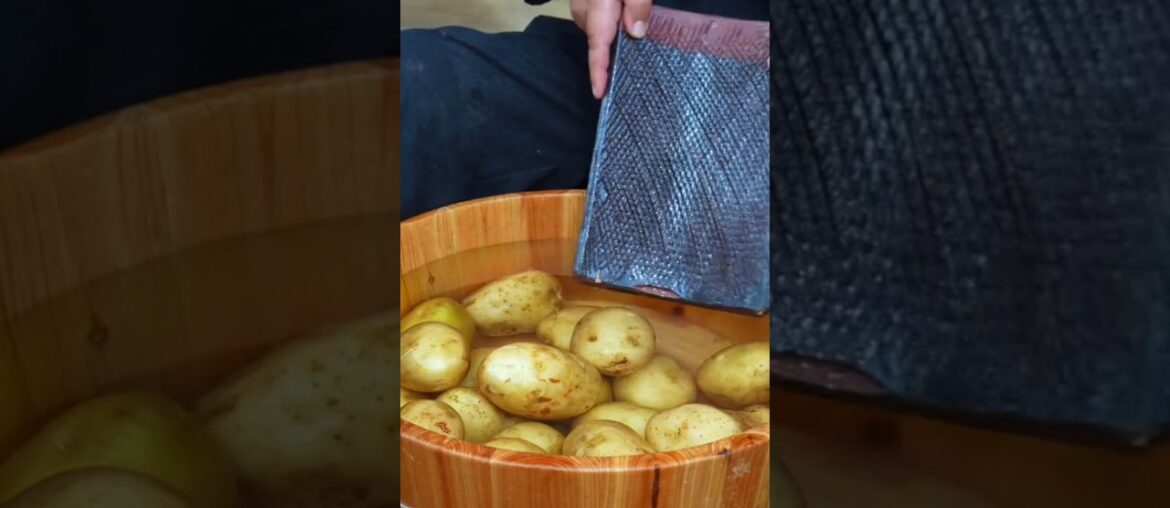 100% Natural Colorful Potato Chips Recipe 😱 | Bina Kisi Artificial Color Ke! | #villagelife#papad