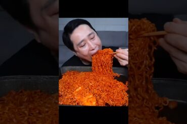 Giant Spicy Mixed Noodles Mukbang | Unlimited Gourmet Noodles Eating Challenge