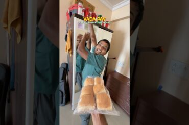 #vadapav #recipe #food #ytshortsindia #relatablecomedy #deepakhai #vlogs #cooking #mumbai