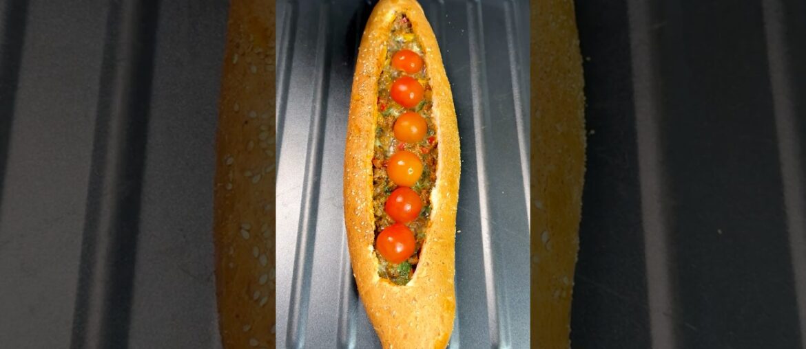 Quick & Easy French Bread Pizza #shorts