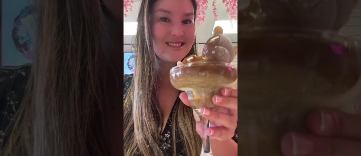 Must visit coffee shop/café in Las Vegas! This is cafe de flores but online is still French crêpes