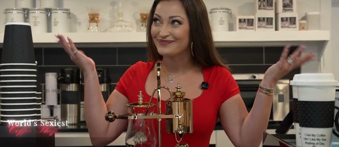 Dani Does Coffee Siphon vs Chemex
