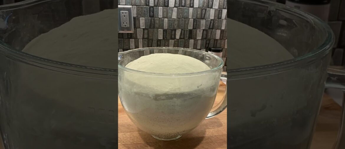 Cinnamon Rolls #cinnamonrolls #homemade #yummy #foodie #homebaker #youtubeshorts