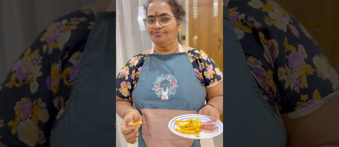 Healthy ga French fries chesanu 😋#youtube #ishqyouall #telugu #shortsvideo #ytshorts #snacks