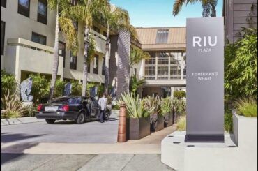 Once in a Lifetime HolidaySan Francisco & French Polynesia including Bora Bora!