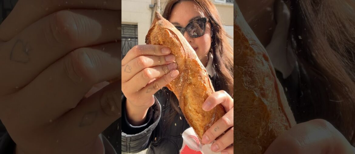 The best baguette in Paris 2026! 🥇 🥖#food #parisfrance