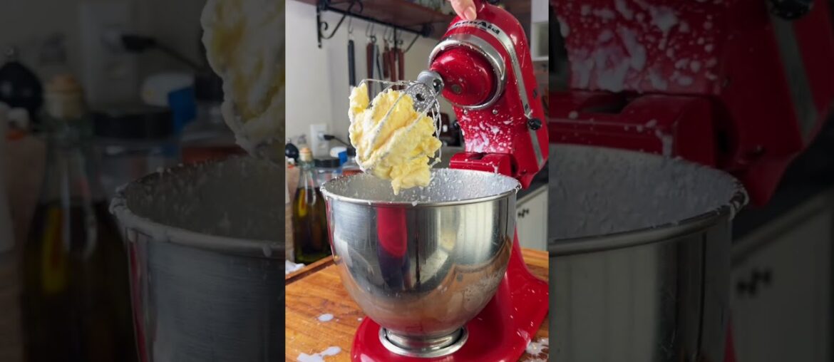 Manteiga francesa ou fermentada ! Tem um sabor único e é viciante