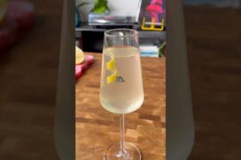 🍸A - Z COCKTAILS: F for French 75.