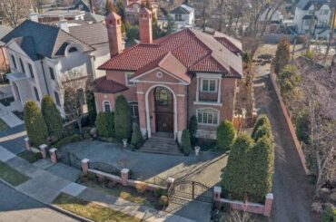 12 Point Crescent, Malba, NY