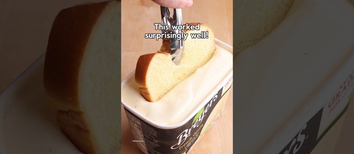 Make the easiest French toast! 🍞 delicious! 😋 #foodhacks #frenchtoast