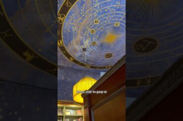 Books and bites on a rainy day #NYC 🌧️