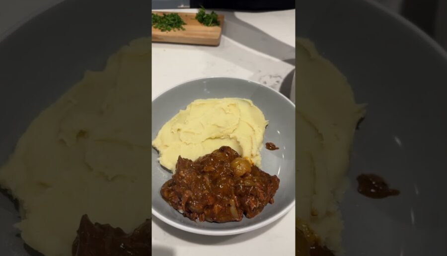 Boeuf Bourguignon | Fine Food Specialist