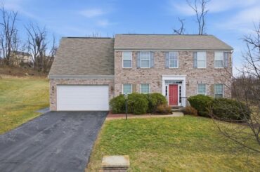 11621 Beacon Dr, North Huntingdon, PA