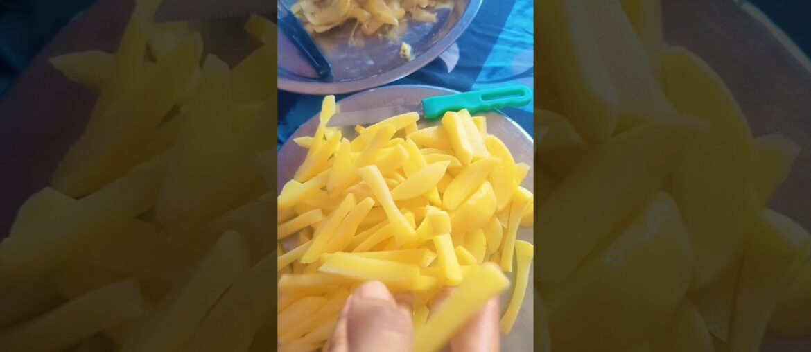 Crispy Aloo French Fries Recipe 😋 | घर पर बनाएं कुरकुरे फ्राइज | Easy Potato Fries🔥 Hashtags: