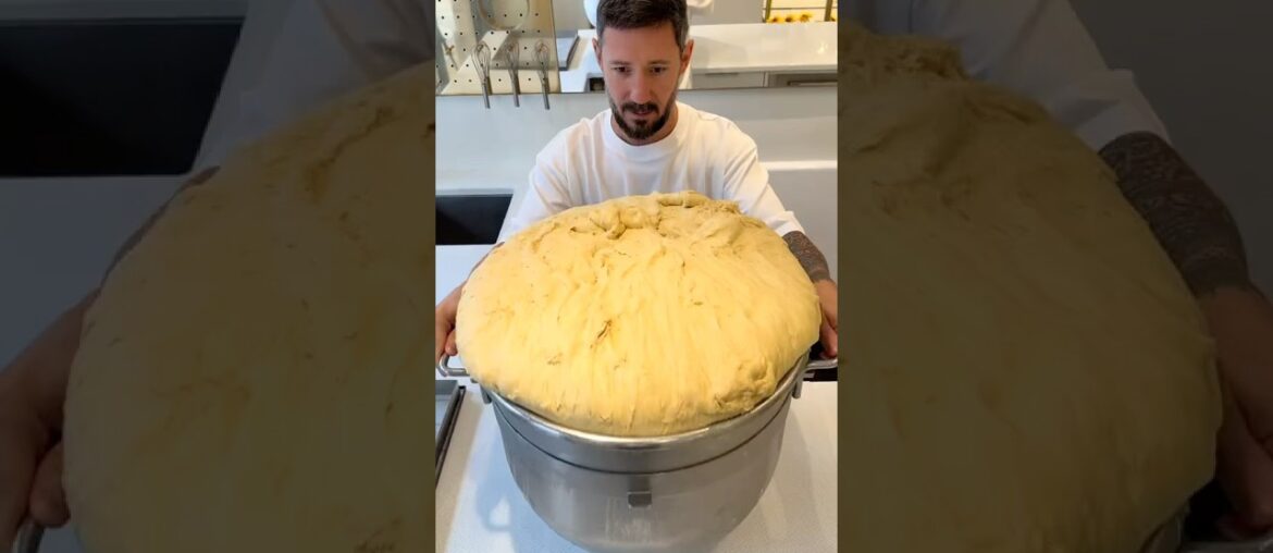 French Toast in trompe-l'oeil  #cedricgrolet#pastries#desert#viralvideo#shorts#cooking#foodie