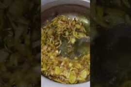 🧑‍🌾రొయ్యల కూర అంటే నాకు చాల ఇష్టం  #చిన్న గా వున్న ఇ రొయ్యలు#France curry with tomato#youtubeshorts