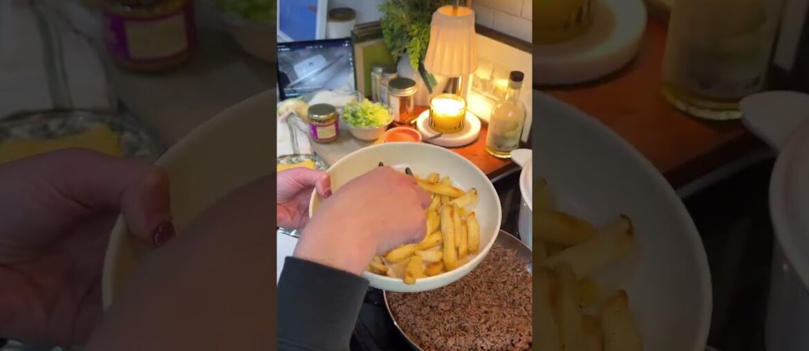 Comment BIG MAC for a link to this 20-minute box Mac bowl recipe!