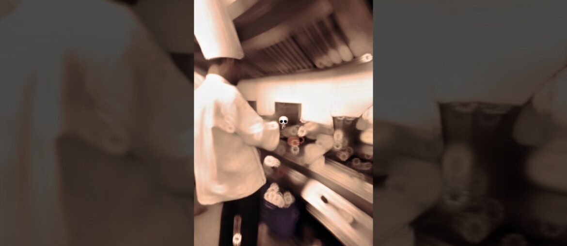 Chef Life 👨🍳 🍳 #hotel #food #youtubeshorts Chef Life 👨🍳 🍳 #hotel #food #youtubeshorts