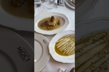 Едим белую спаржу и сморчки из Франции - брассери «Кузнецкий мост»