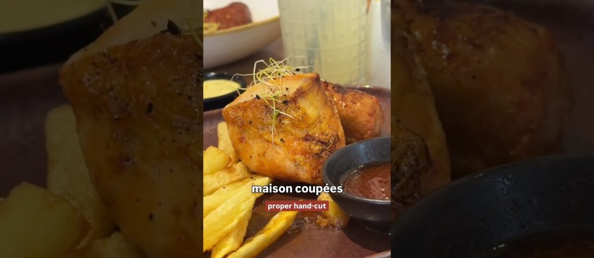 Une rôtisserie contemporaine sur la grand place d’Arras