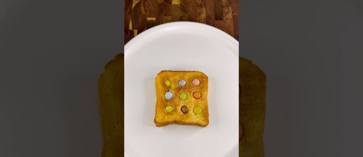 Biscoff and Smarties french toast 🥪#shorts