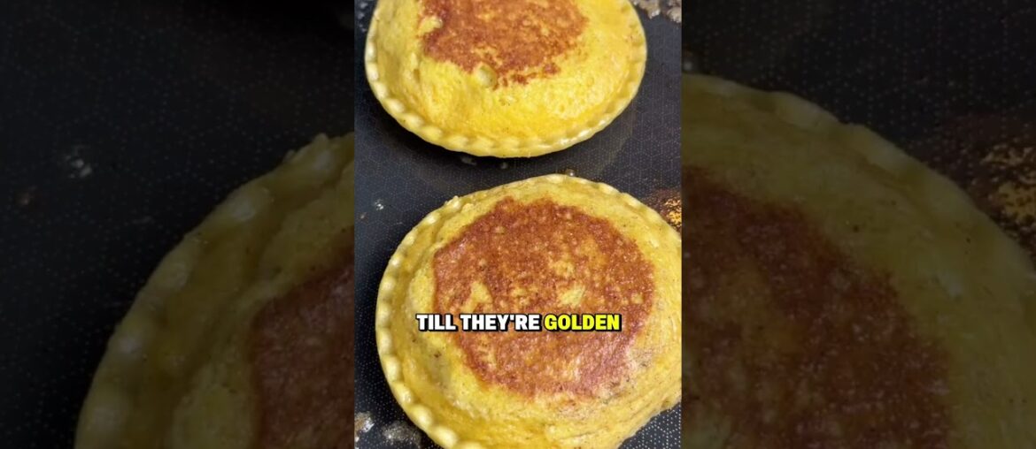 French toast uncrustables #foodhacks #shorts