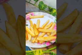 Extra Crispy French Fries at Home | Bolied & Double Fried Perfect Fries 🍟 #shorts