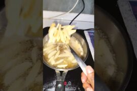 french fries#cooking alu masala #shortvideo iji tarike se french fries#recipe aalu masala#food