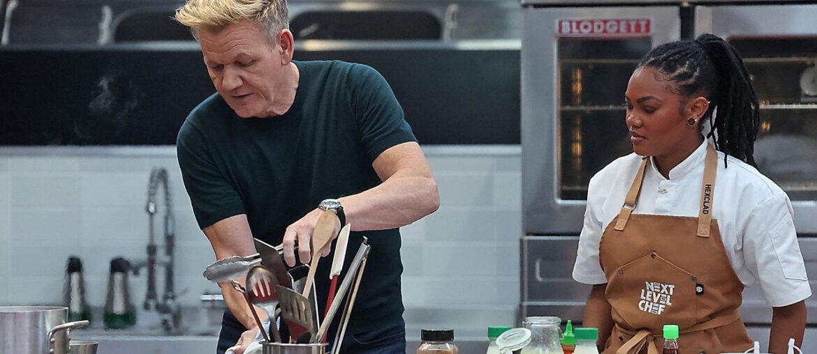 Next Level Chef S5E9 | Pub Challenge Pairs Gourmet Dishes With Perfect Beer