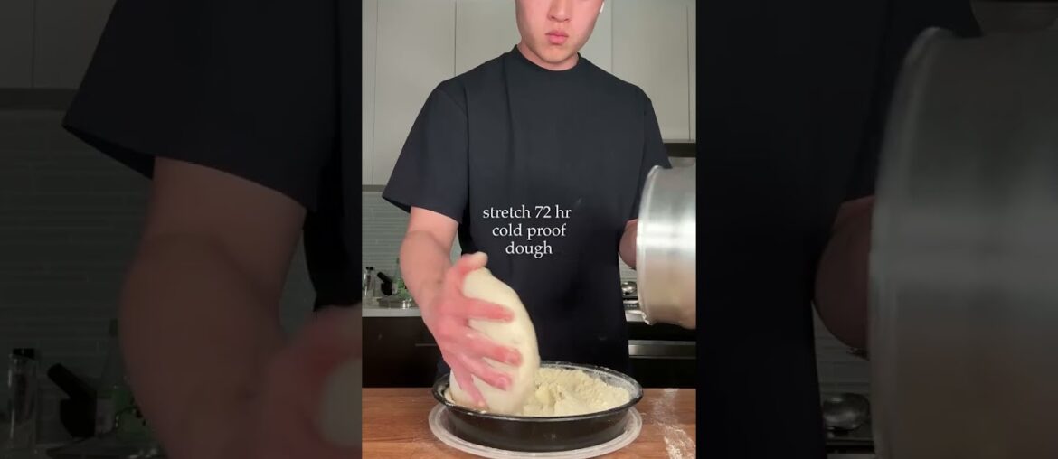 French Onion Soup Pizza. Recipe on my substack for free! Baked on