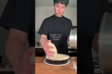 French Onion Soup Pizza. Recipe on my substack for free! Baked on