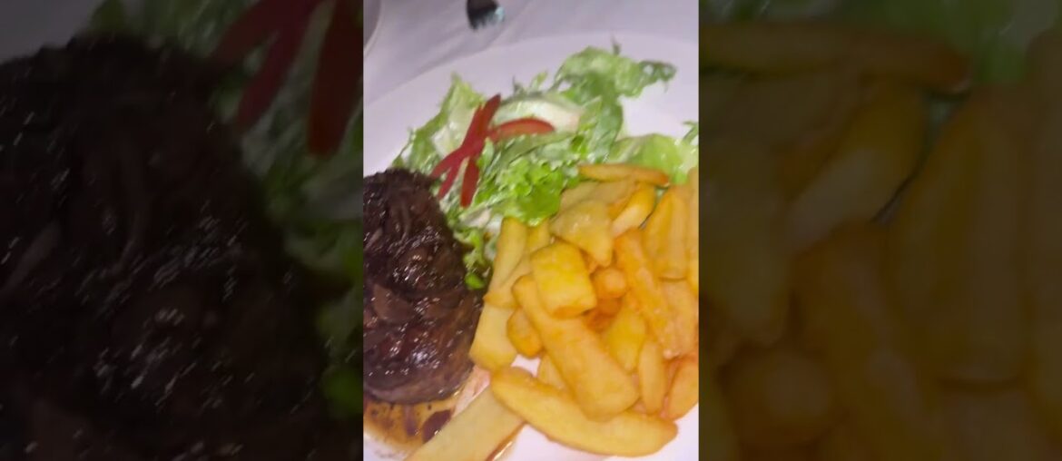 Authentic French Food in Manila 🇫🇷🇵🇭 | BGC Dining Experience 🍽️ #shorts Authentic French Food in Manila 🇫🇷🇵🇭 | BGC Dining Experience 🍽️ #shorts