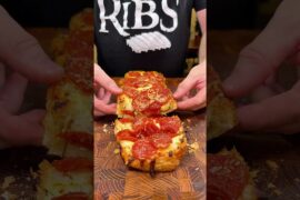 French Bread Pizza 🔥 Recipe in description