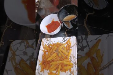 Crispy french fries🍟 #viralvideo #food #youtubeshorts #tranding #recipe #frenchfood #@kpandey10