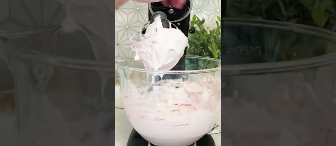 Perfect French Macarons 🍬✨ | Easy Macaron Recipe #Shorts