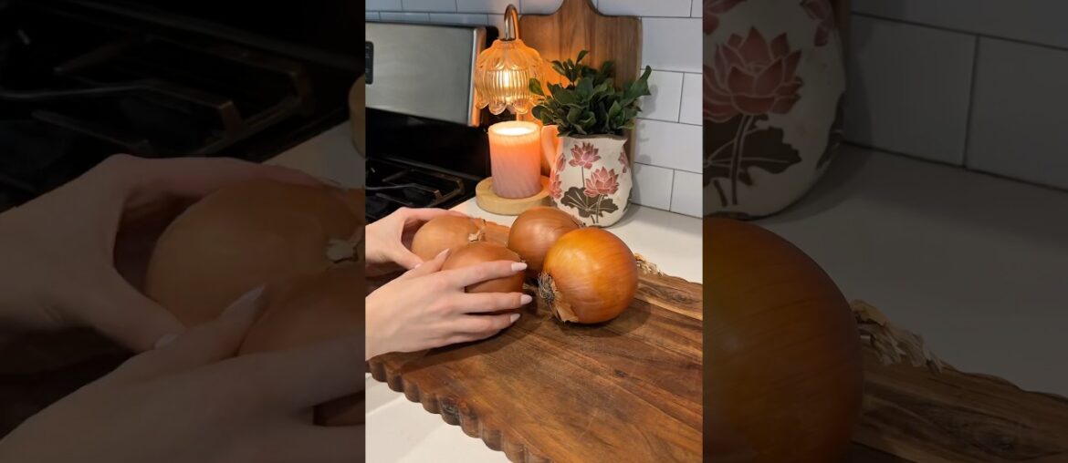 Homemade French onion soup 🧅👩🏻‍🍳 #cooking #comfortfood #onionsoup #dinneridea #asmr #easydinner