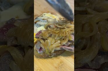 This french onion steak dip sandwich is absolutely crazy #recipe #foodasmr
