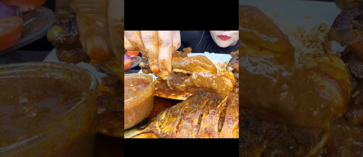 ASMR EATING SPICY 🔥🥵 CHICKEN #mukbang #asmreating #youtubeshorts #eatingsounds #ytshorts