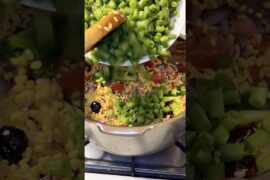 Moong Dal & French Beans in 30 Seconds! 🌿 #shorts #beanskisabji @TheRoyalRasoii