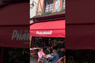 French traditional restaurant with spectacular decor since 1832 #Paris#food#belleepoque#restaurant