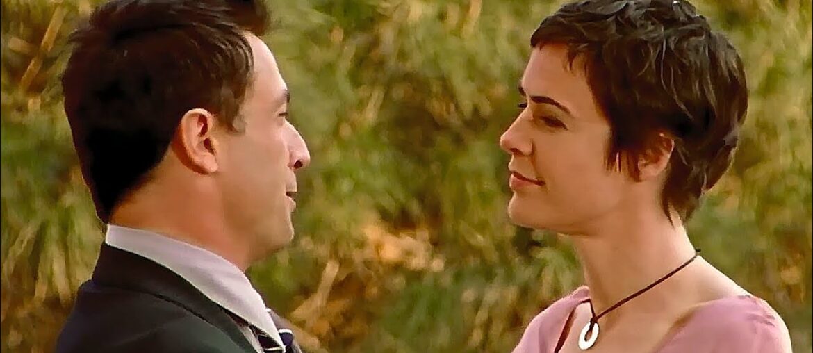 Saint-Tropez - Par amour pour toi S10EP18 - Série TV