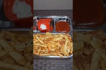 Peri peri French fries 🍟 #food #motherscooking#periperifries #gujratifrenchfries#viral#recipe#home