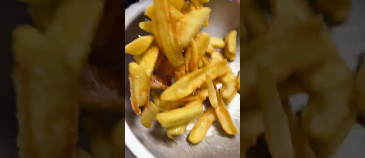 Why I can't stop eating these truffle fries #food #cravings #streetfood