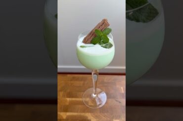 🍸A - Z COCKTAILS: G for Grasshopper.