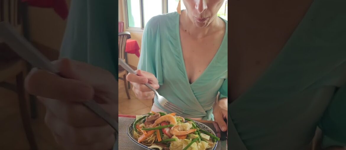 Chez Youyou: Mixing Vietnamese, Wallisian and French food actually works!!