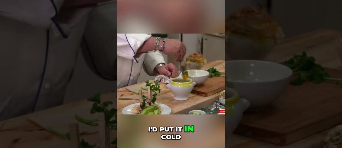 Mastering French Onion Soup: Paul Bocuse Inspired Recipe #shorts