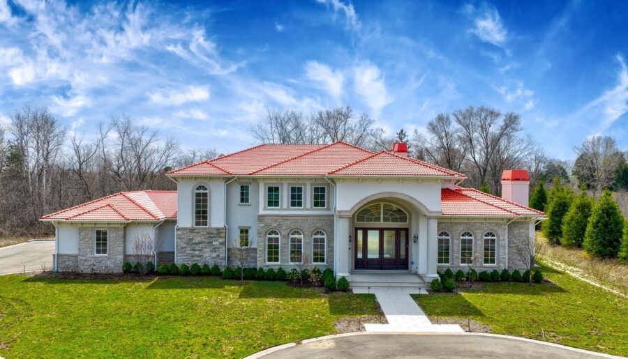 2665 Bentley Rd, Highland Park, IL